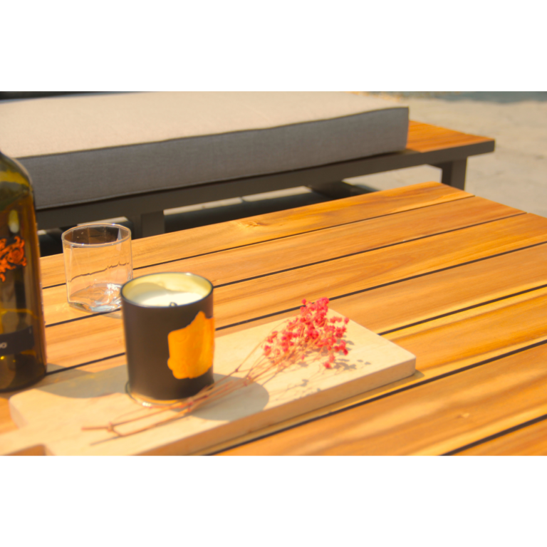 End Table ET230081